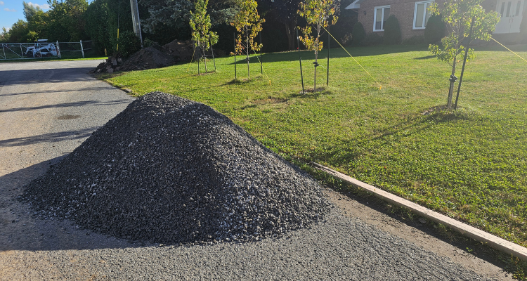 The Ultimate Guide to Choosing the Right Landscaping Rocks for Homeowners in Russell